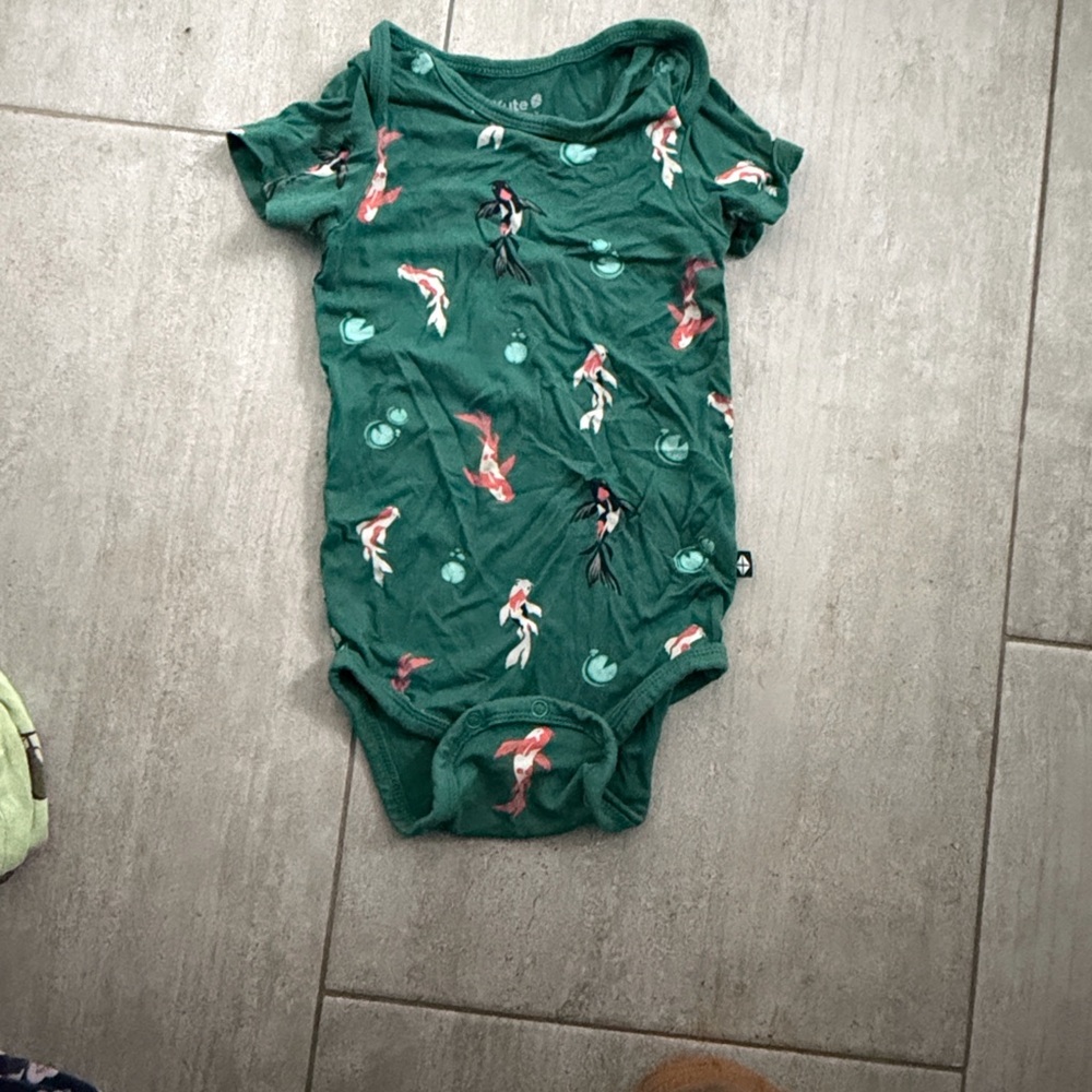 Kyte Baby Onsie 12-18m with Koi Fish Print